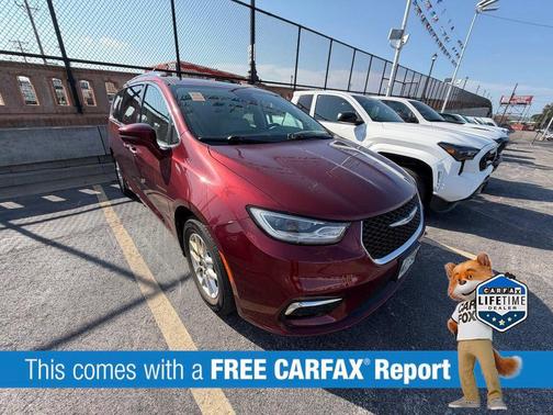 Velvet Red Pearlcoat 2021 Chrysler Pacifica Touring L