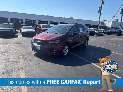 Velvet Red Pearlcoat 2021 Chrysler Pacifica Touring L