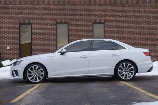 2021 Audi A4 45 S line quattro Premium