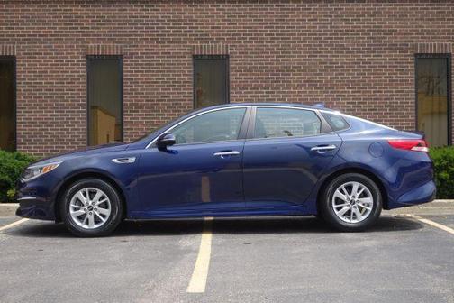 2017 Kia Optima LX