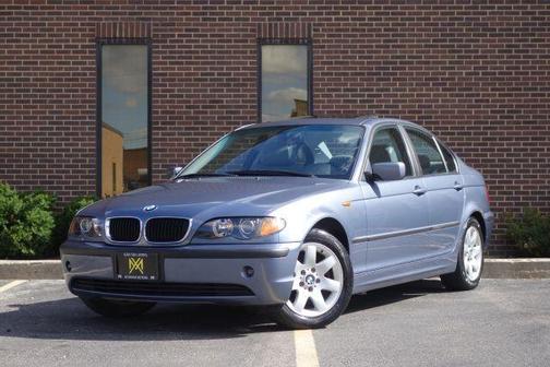 2003 BMW 325 i