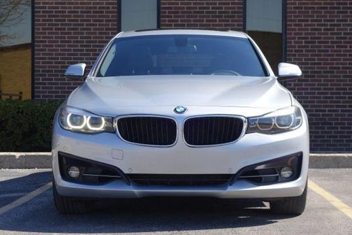 2017 BMW 330 Gran Turismo i xDrive