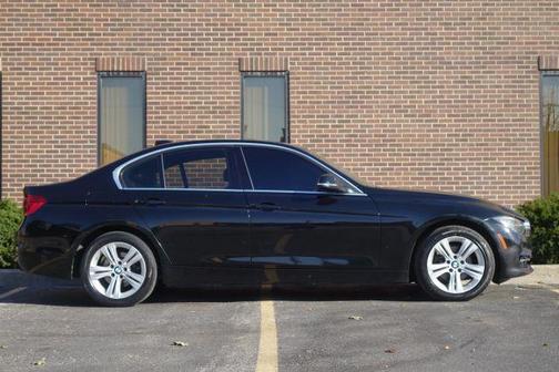 2017 BMW 330 i xDrive