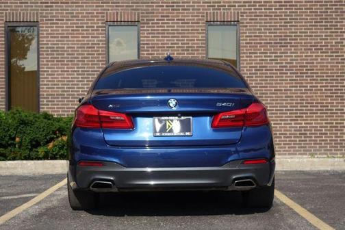 2018 BMW 540 i xDrive