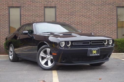 2016 Dodge Challenger SXT
