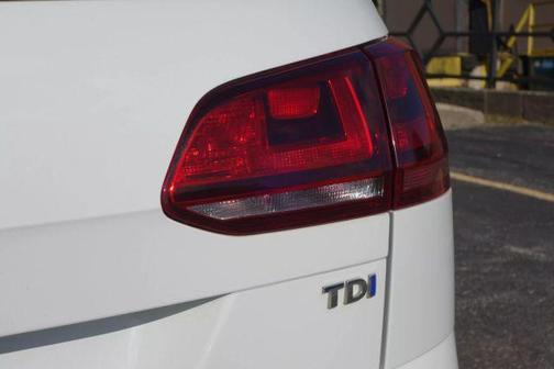 2015 Volkswagen Golf SportWagen S