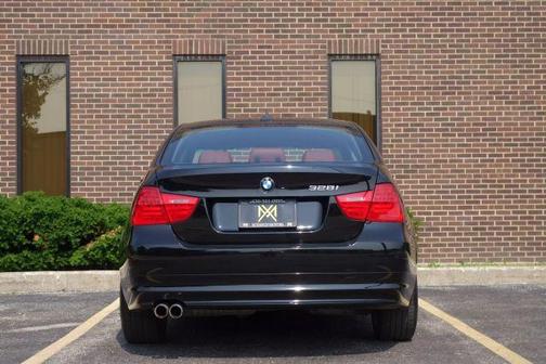 2009 BMW 328 i