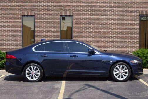 2017 Jaguar XF 20d Premium