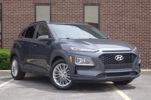 Gray 2021 Hyundai KONA SEL
