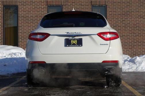 2017 Maserati Levante Base
