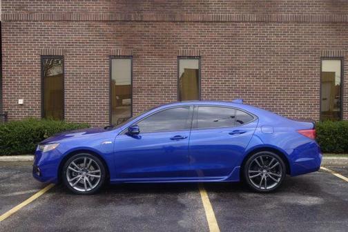 2019 Acura TLX V6 Technology & A-Spec