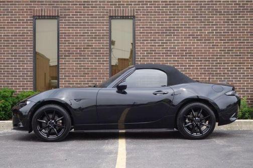 2022 Mazda MX-5 Miata Grand Touring