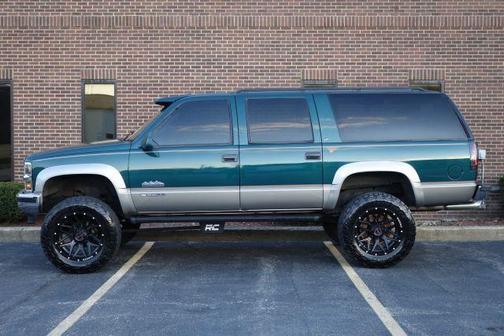 1999 Chevrolet Suburban 