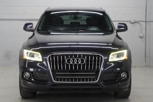 Photo 3 of 34 of 2013 Audi Q5 2.0T Premium Plus