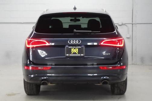 Photo 4 of 34 of 2013 Audi Q5 2.0T Premium Plus