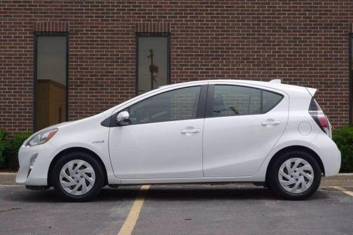 2016 Toyota Prius c Two