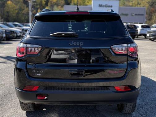 2022 Jeep Compass Trailhawk