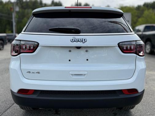 2025 Jeep Compass Sport