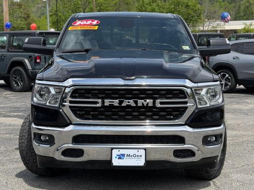 Diamond Black 2024 RAM 1500 Big Horn/Lone Star