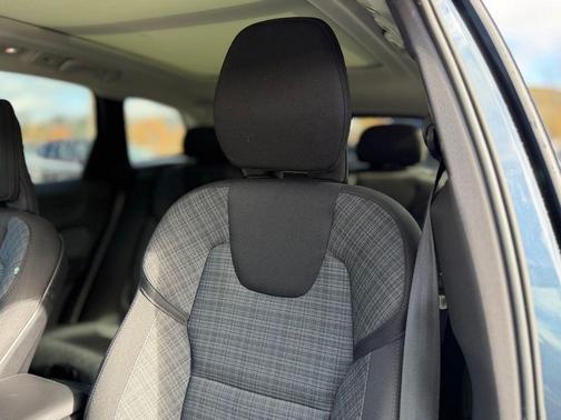 2023 Volvo XC60 B5 Core