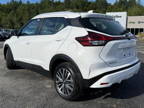 2024 Nissan Kicks SV