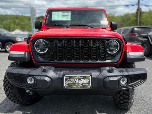 2025 Jeep Gladiator Sport