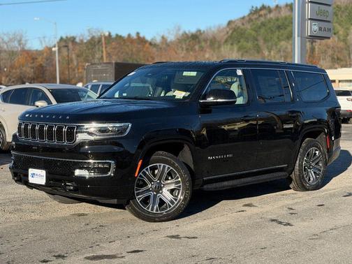 2025 Jeep Wagoneer Base