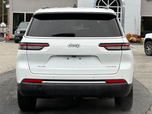 2023 Jeep Grand Cherokee L Laredo