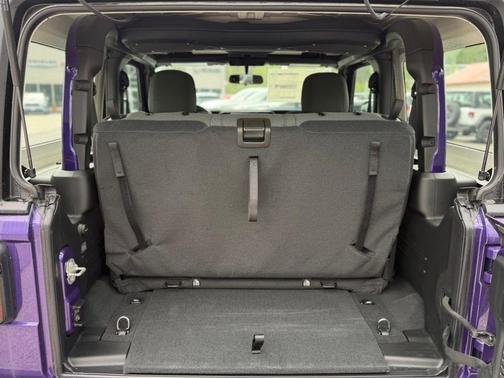 REIGN 2026 Jeep Wrangler Sport