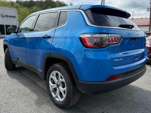 2025 Jeep Compass Sport