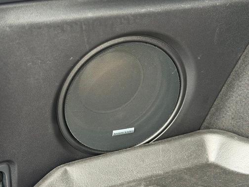 Crystal Black Silica 2023 Subaru Outback Limited