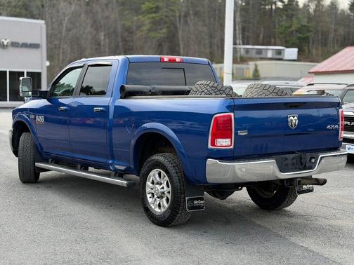 Blue Streak Pearlcoat 2018 RAM 2500 Laramie