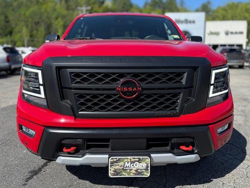 2024 Nissan Titan PRO-4X