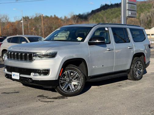 2025 Jeep Wagoneer Base