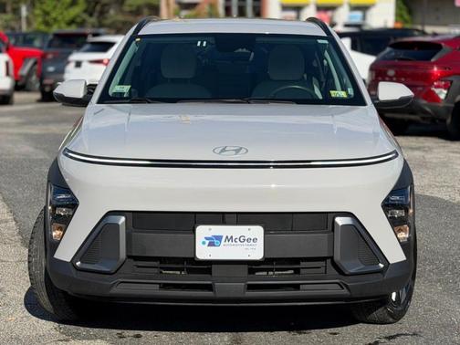 Cyber Gray Metallic 2025 Hyundai KONA SEL