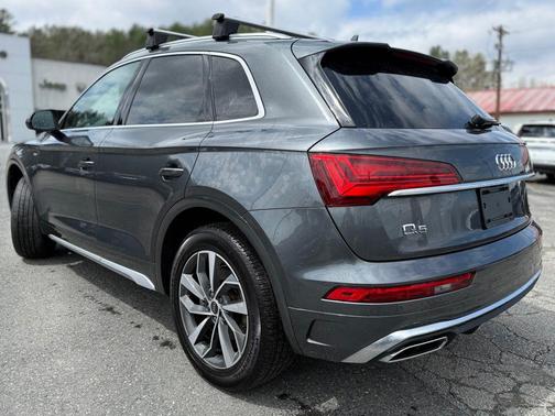 2024 Audi Q5 45 S line quattro Premium