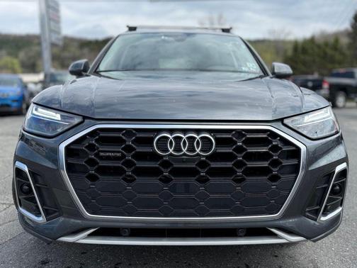 2024 Audi Q5 45 S line quattro Premium