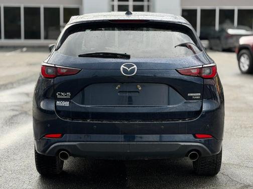 Deep Crystal Blue Mica 2022 Mazda CX-5 Signature