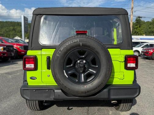 2021 Jeep Wrangler Sport