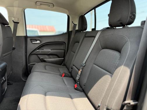 2018 GMC Canyon SLE