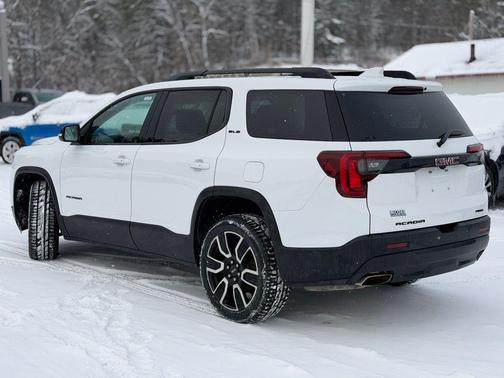 2021 GMC Acadia SLE