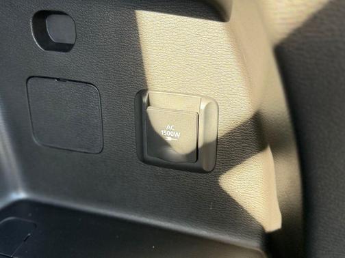 2025 Mitsubishi Outlander PHEV SEL EDITION