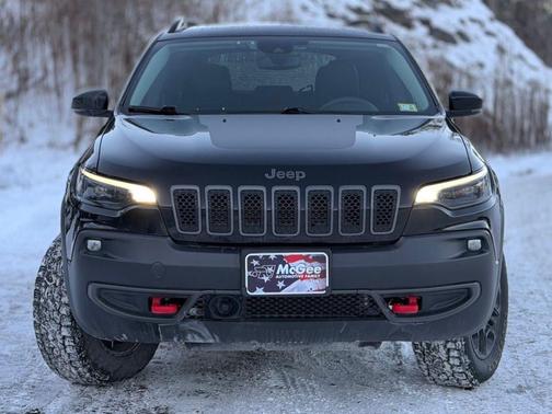 2022 Jeep Cherokee Trailhawk