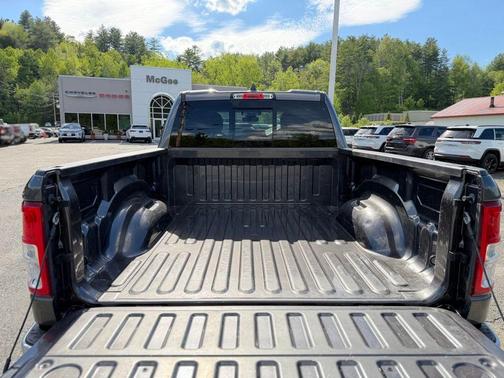 Granite Crystal Clearcoat Metallic 2024 RAM 1500 Big Horn/Lone Star