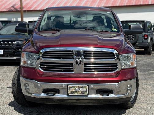Delmonico Red Pearlcoat 2017 RAM 1500 Big Horn