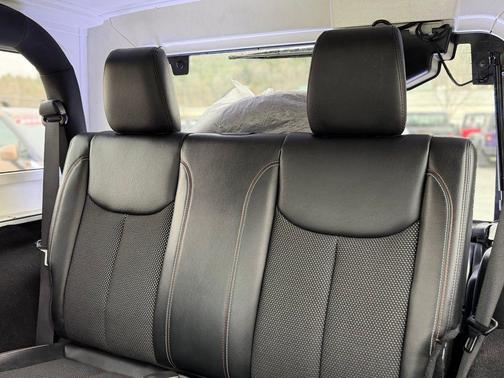 2017 Jeep Wrangler Sahara