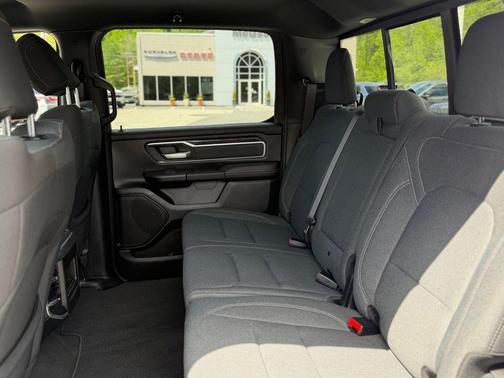 Bright White Clearcoat 2023 RAM 1500 Big Horn
