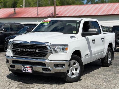 Bright White Clearcoat 2023 RAM 1500 Big Horn