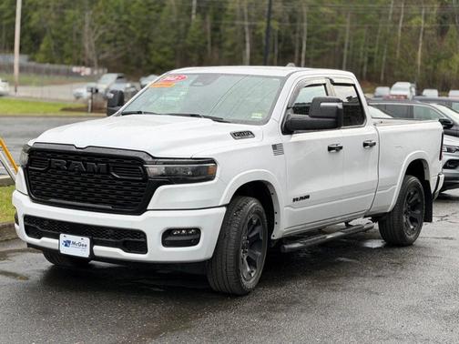Bright White Clearcoat 2025 RAM 1500 Big Horn/Lone Star