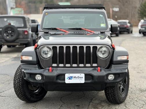 2021 Jeep Wrangler Sport